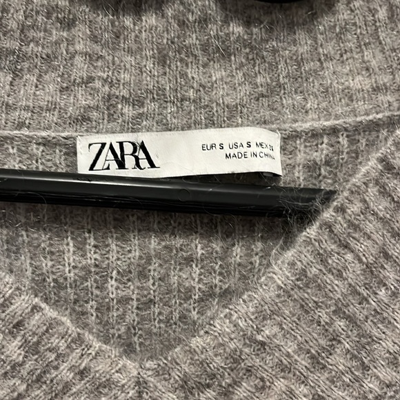 Zara gray oversized sweater - Picture 3 of 5